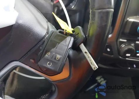 2015 Chevrolet Silverado 1500 1Lt из США, поврежденный, VIN 1GCVKRECXFZ363644